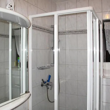 Feriendorf Am Hohen Bogen 100w 아라흐